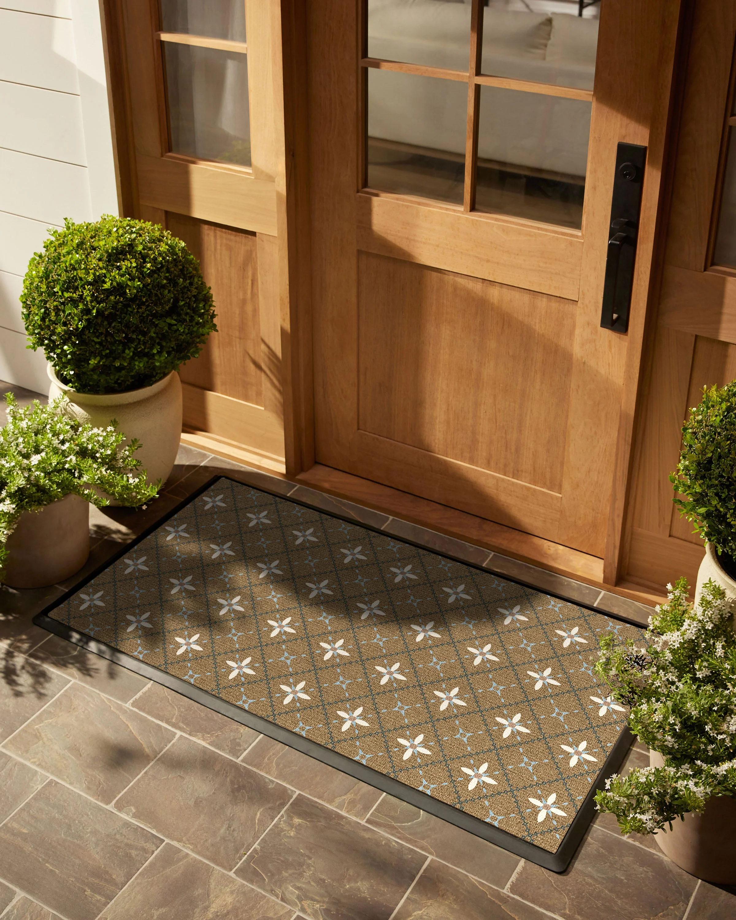 Alva Cream & Dark Coir Large Doormat - Image 3