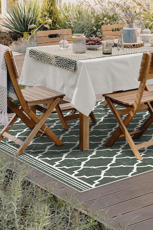 Varia Trellis Forest Green Outdoor Rug - Image 3